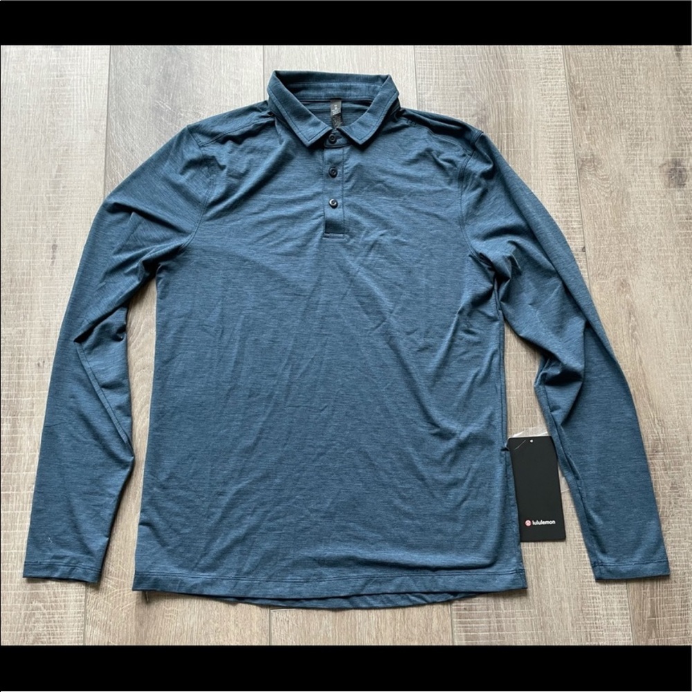 Lululemon Evolution Long Sleeve Polo in True Navy Size Medium